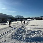 Berglinien Am Chiemsee I Exklusive Mit 3 Schlafzimmern, 2 Baedern Und Alpenblick Übersee