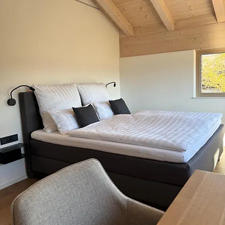 Apartman Berglinien Am Chiemsee I Exklusive Mit 3 Schlafzimmern, 2 Baedern Und Alpenblick *