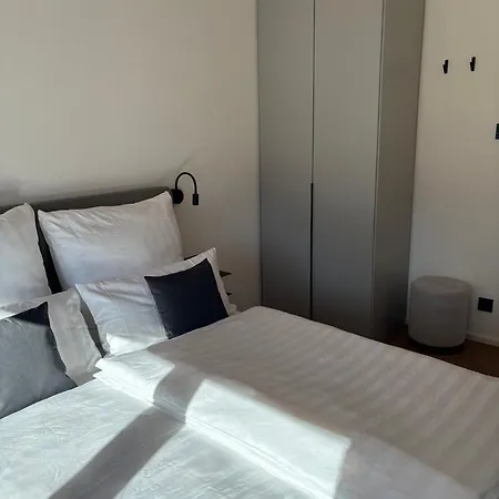 Berglinien Am Chiemsee I Exklusive Mit 3 Schlafzimmern, 2 Baedern Und Alpenblick Apartman Übersee