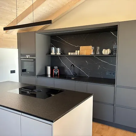 Apartman Berglinien Am Chiemsee I Exklusive Mit 3 Schlafzimmern, 2 Baedern Und Alpenblick Übersee