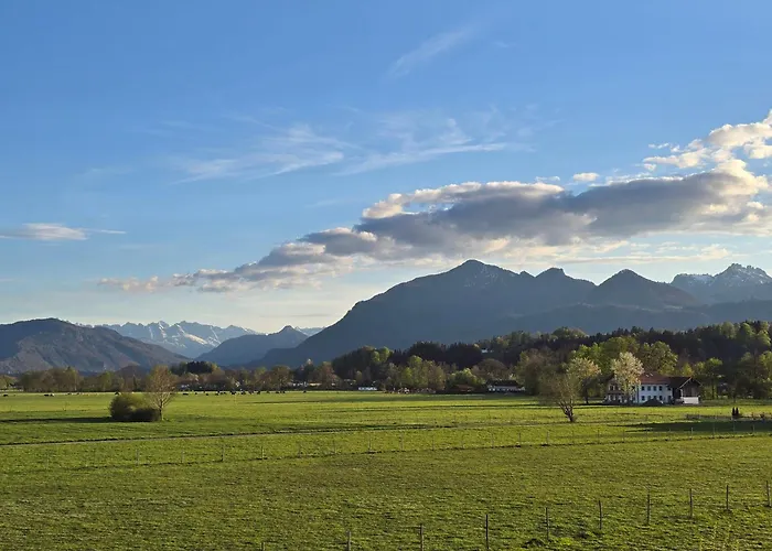 Berglinien Am Chiemsee I Exklusive Mit Bis Zu 3 Schlafzimmern 2 Baedern Und Alpenblick Übersee